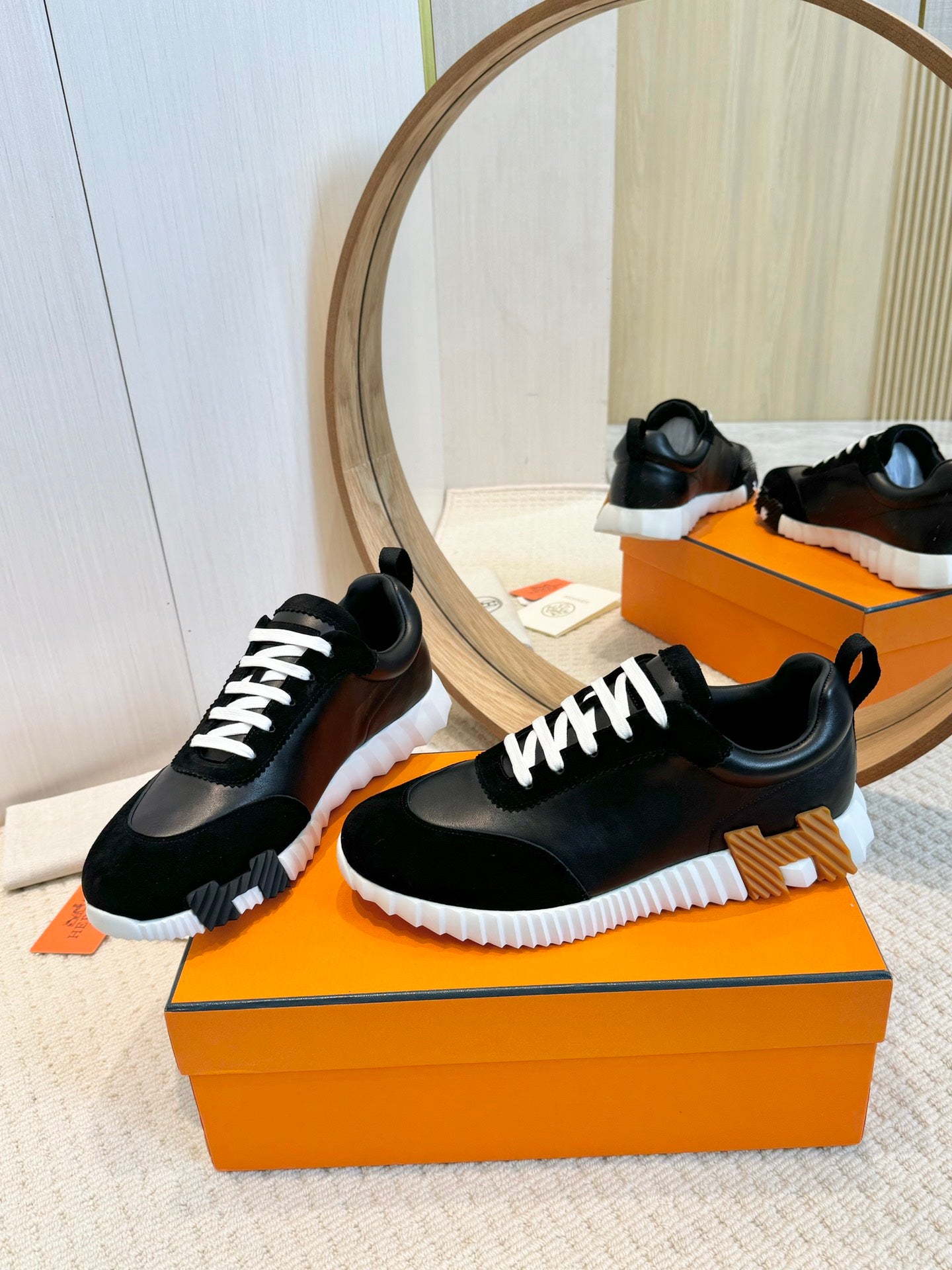 Hrmes Couple Unisex Sneakers for Men and Women Pre Order