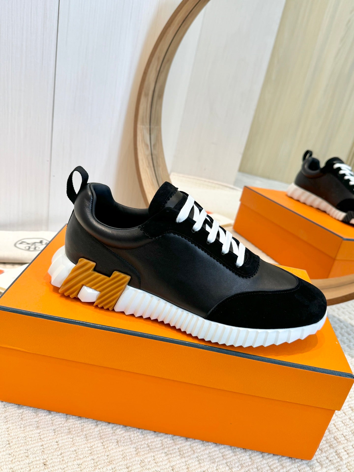 Hrmes Couple Unisex Sneakers for Men and Women Pre Order