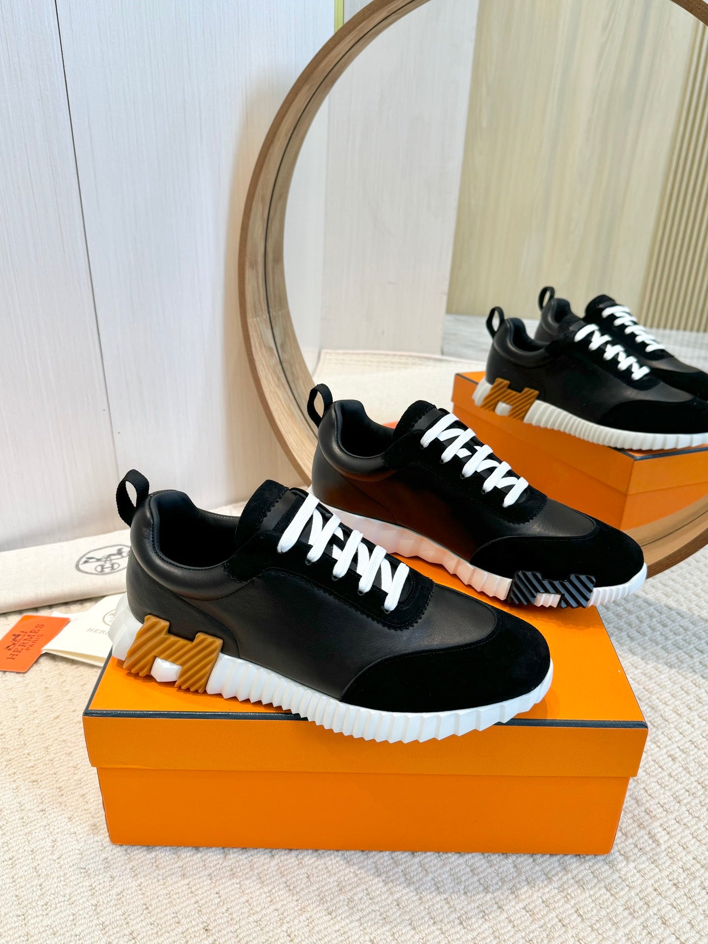 Hrmes Couple Unisex Sneakers for Men and Women Pre Order
