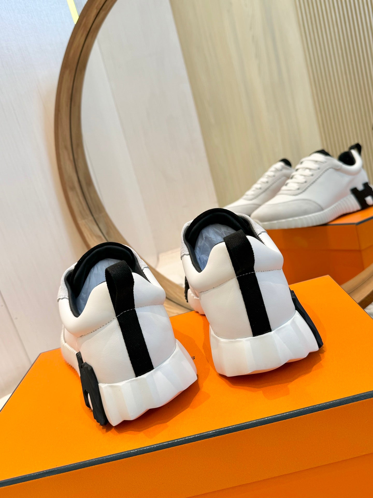 Hrmes Couple Unisex Sneakers for Men and Women Pre Order