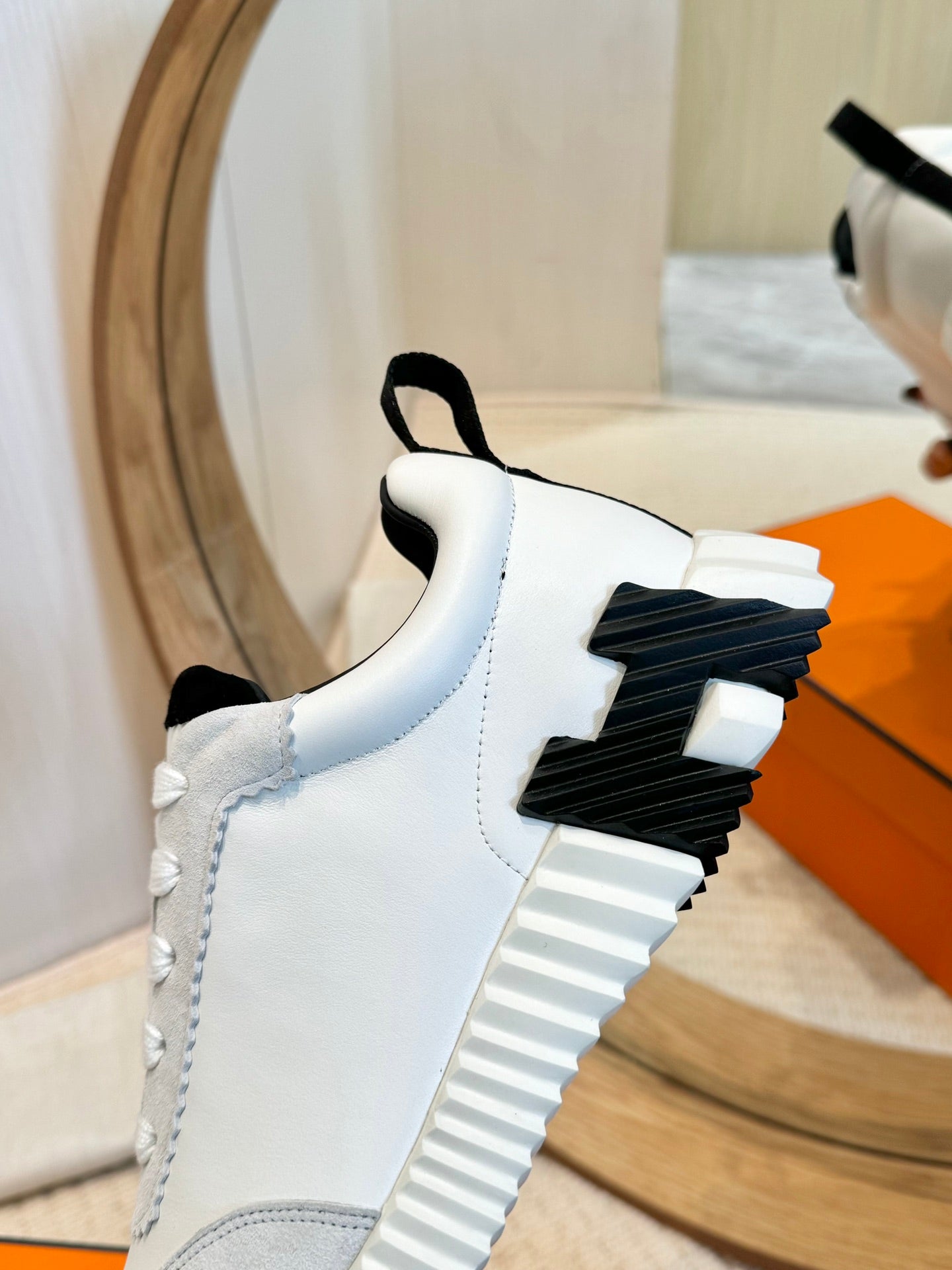 Hrmes Couple Unisex Sneakers for Men and Women Pre Order