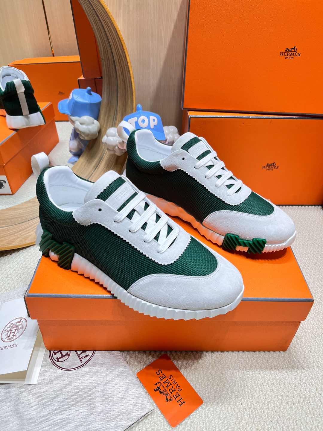 Hrmes Couple Unisex Sneakers for Men and Women Pre Order