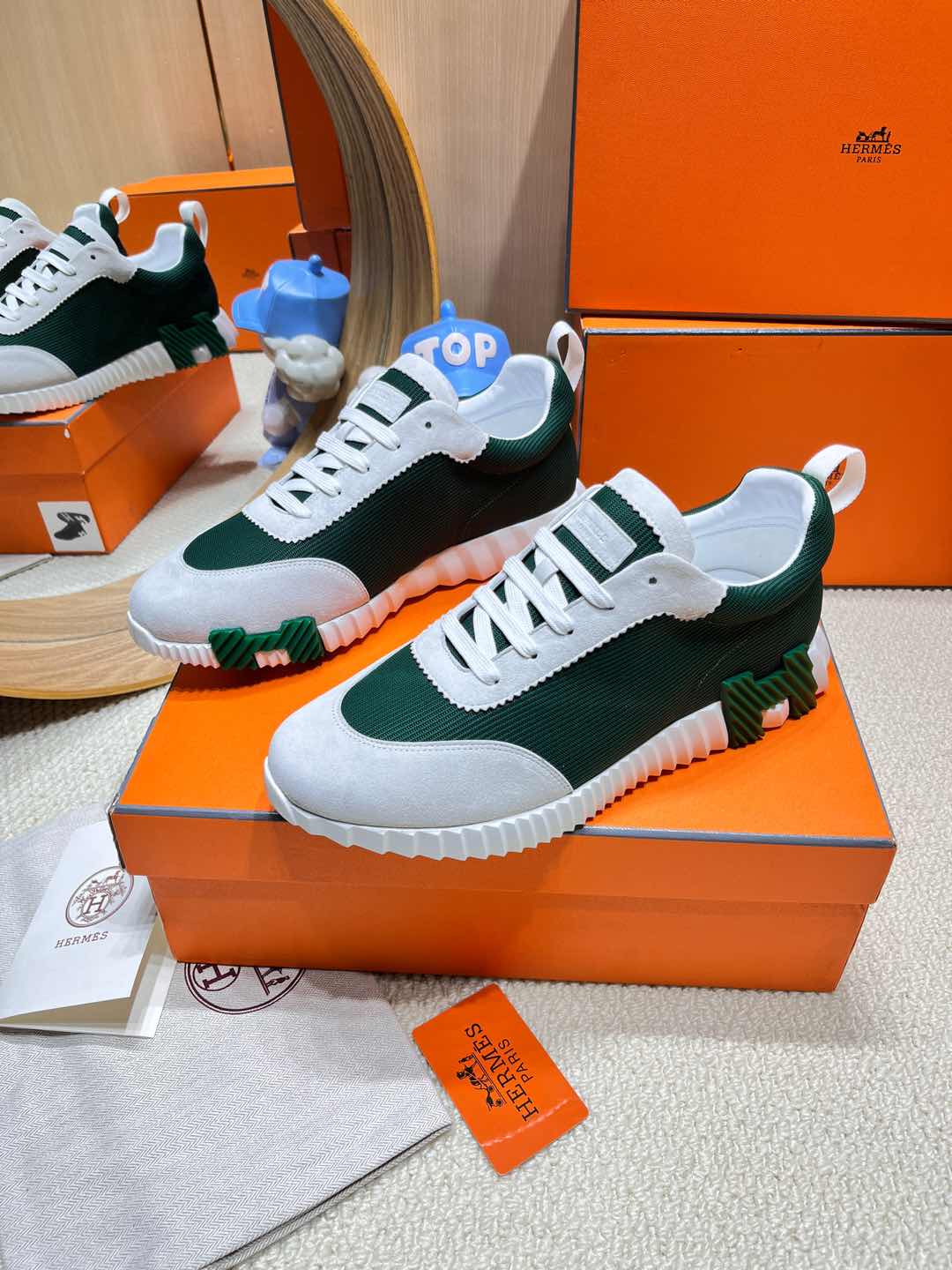 Hrmes Couple Unisex Sneakers for Men and Women Pre Order
