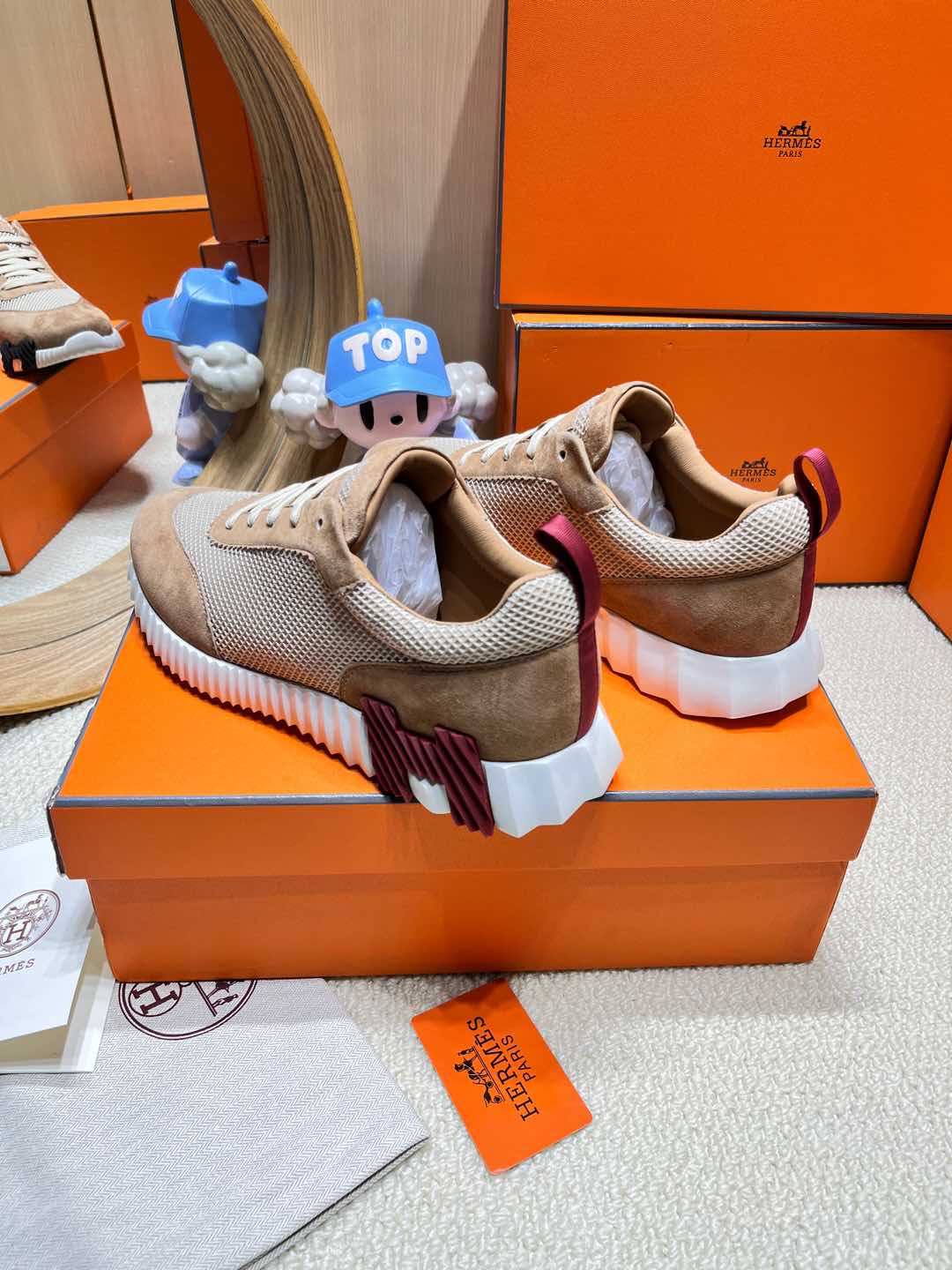 Hrmes Couple Unisex Sneakers for Men and Women Pre Order