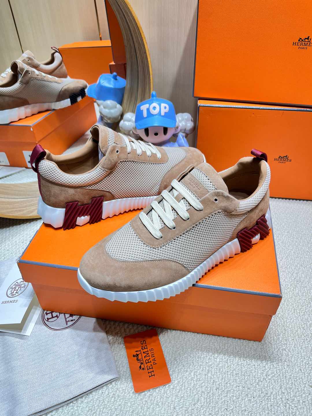 Hrmes Couple Unisex Sneakers for Men and Women Pre Order