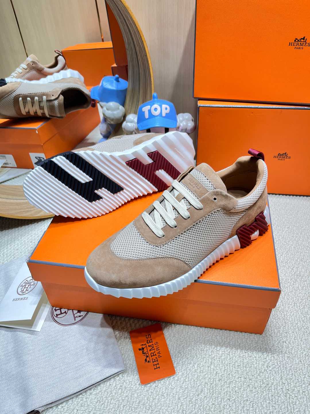 Hrmes Couple Unisex Sneakers for Men and Women Pre Order