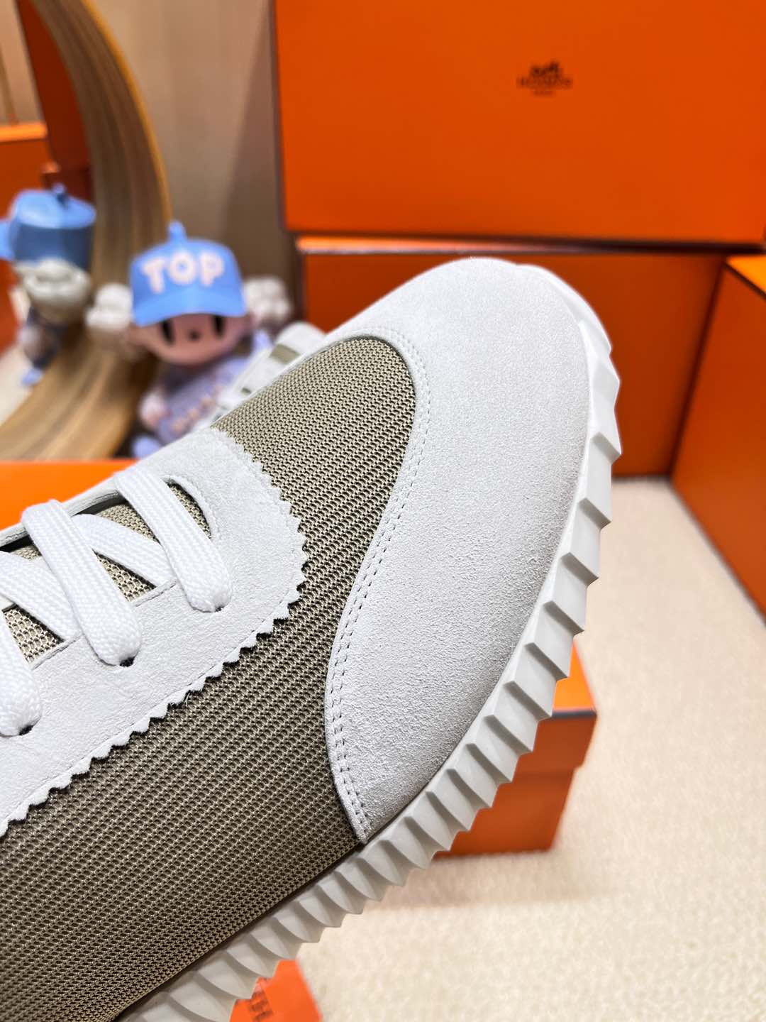 Hrms Couple Unisex Sneakers for Men and Women Pre Order