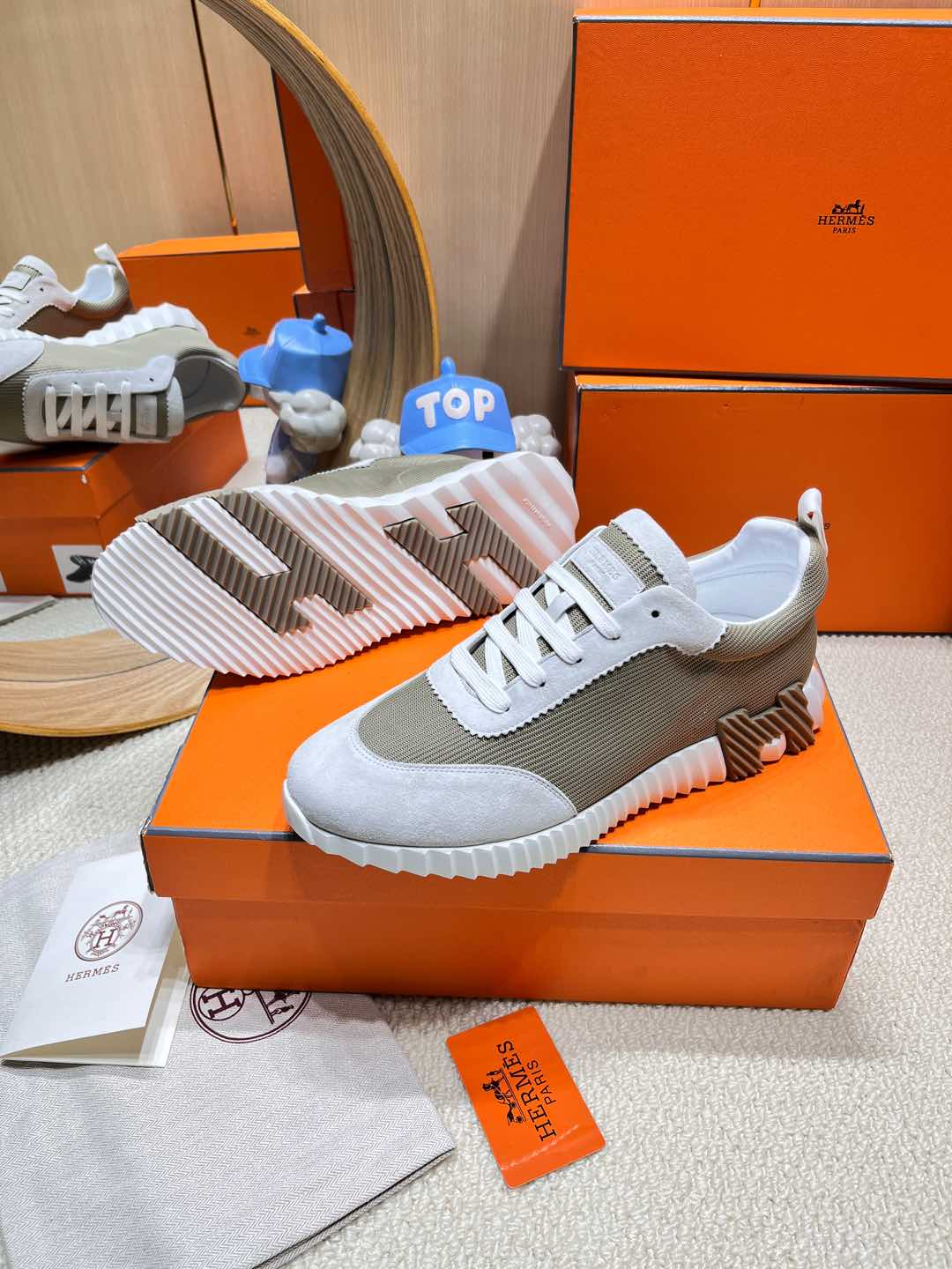Hrms Couple Unisex Sneakers for Men and Women Pre Order