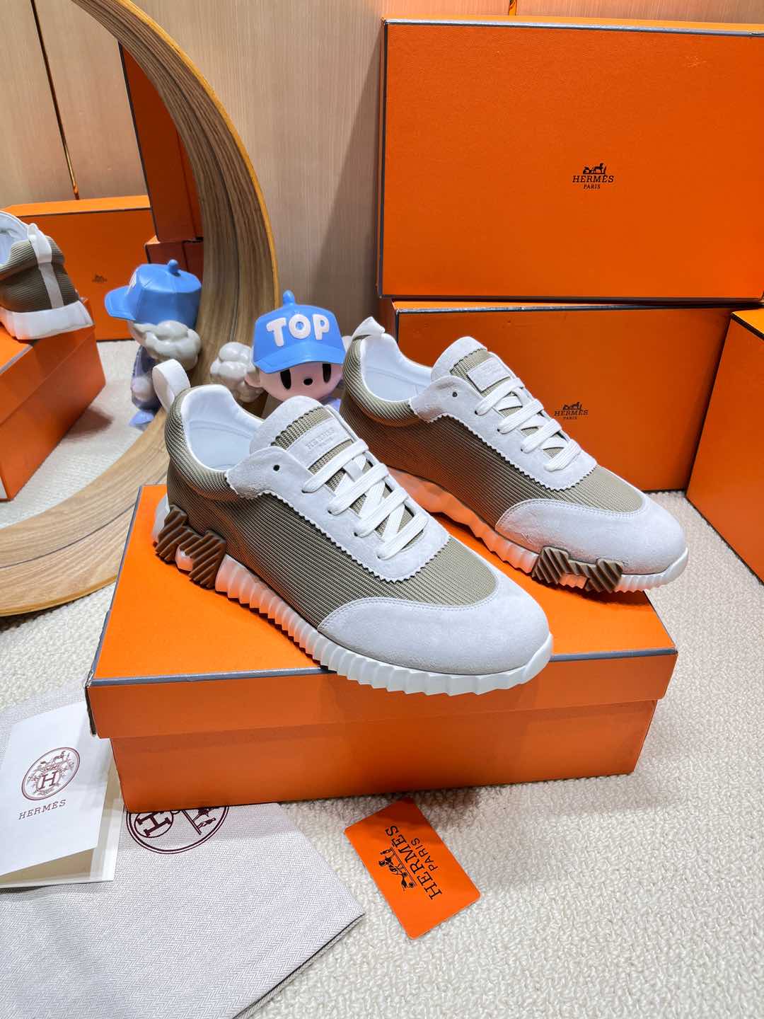 Hrms Couple Unisex Sneakers for Men and Women Pre Order