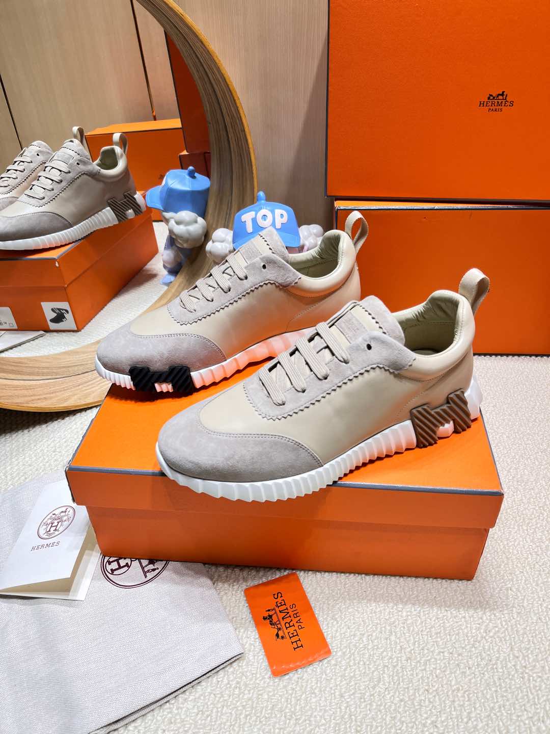 Herms Couple Unisex Sneakers for Men and Women