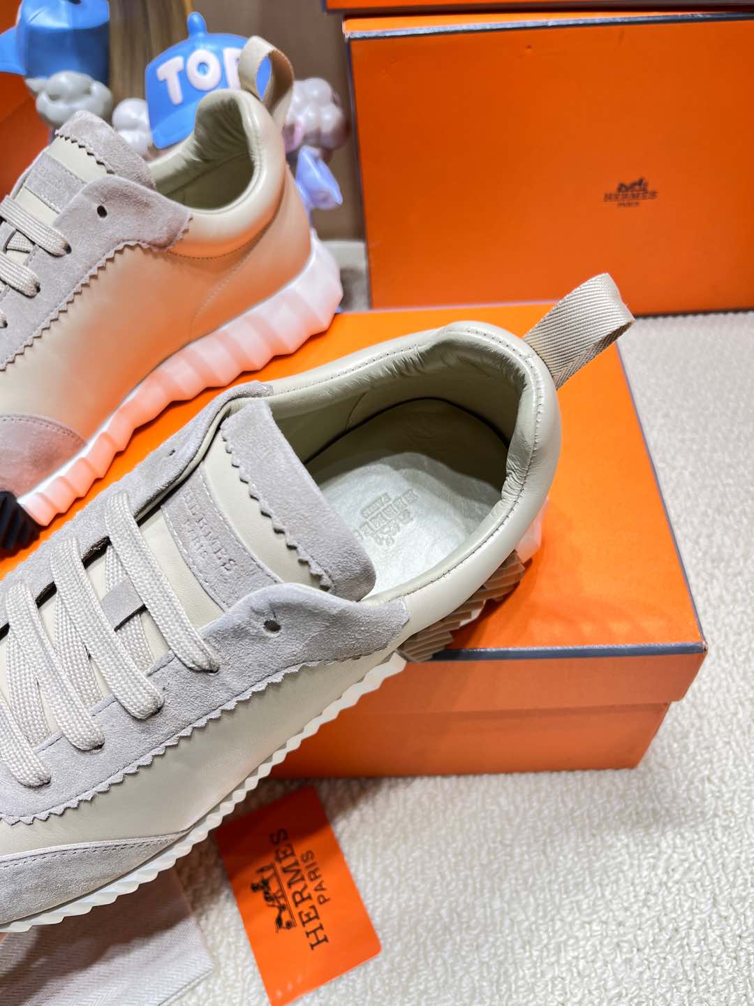 Herms Couple Unisex Sneakers for Men and Women