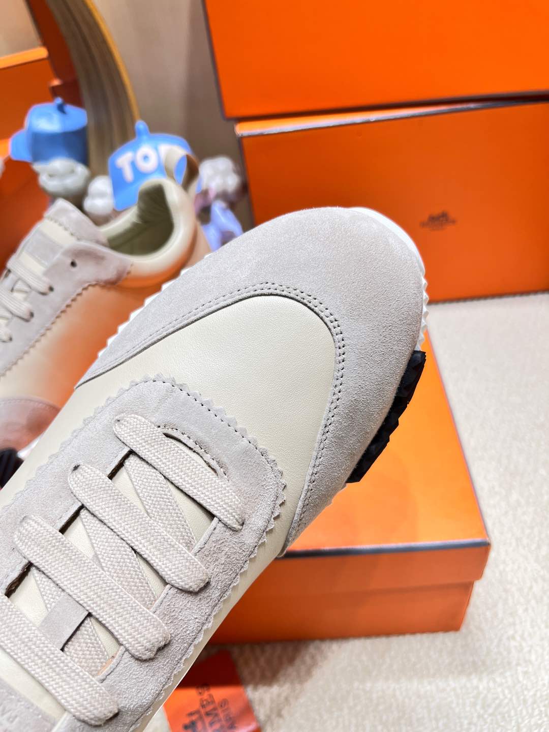Herms Couple Unisex Sneakers for Men and Women