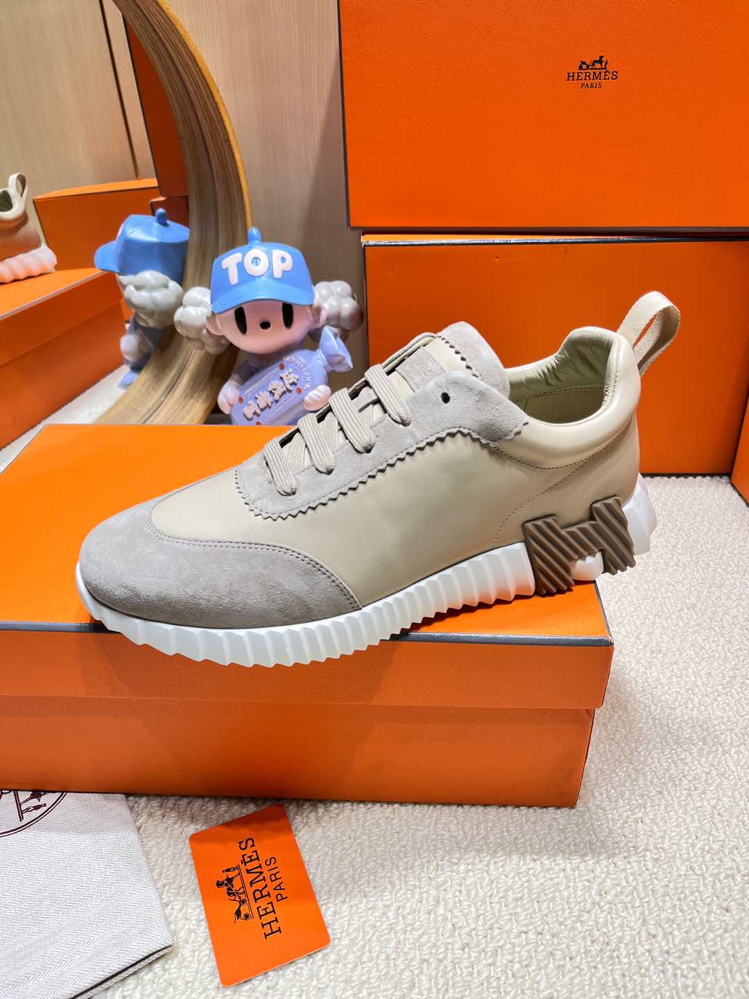 Herms Couple Unisex Sneakers for Men and Women