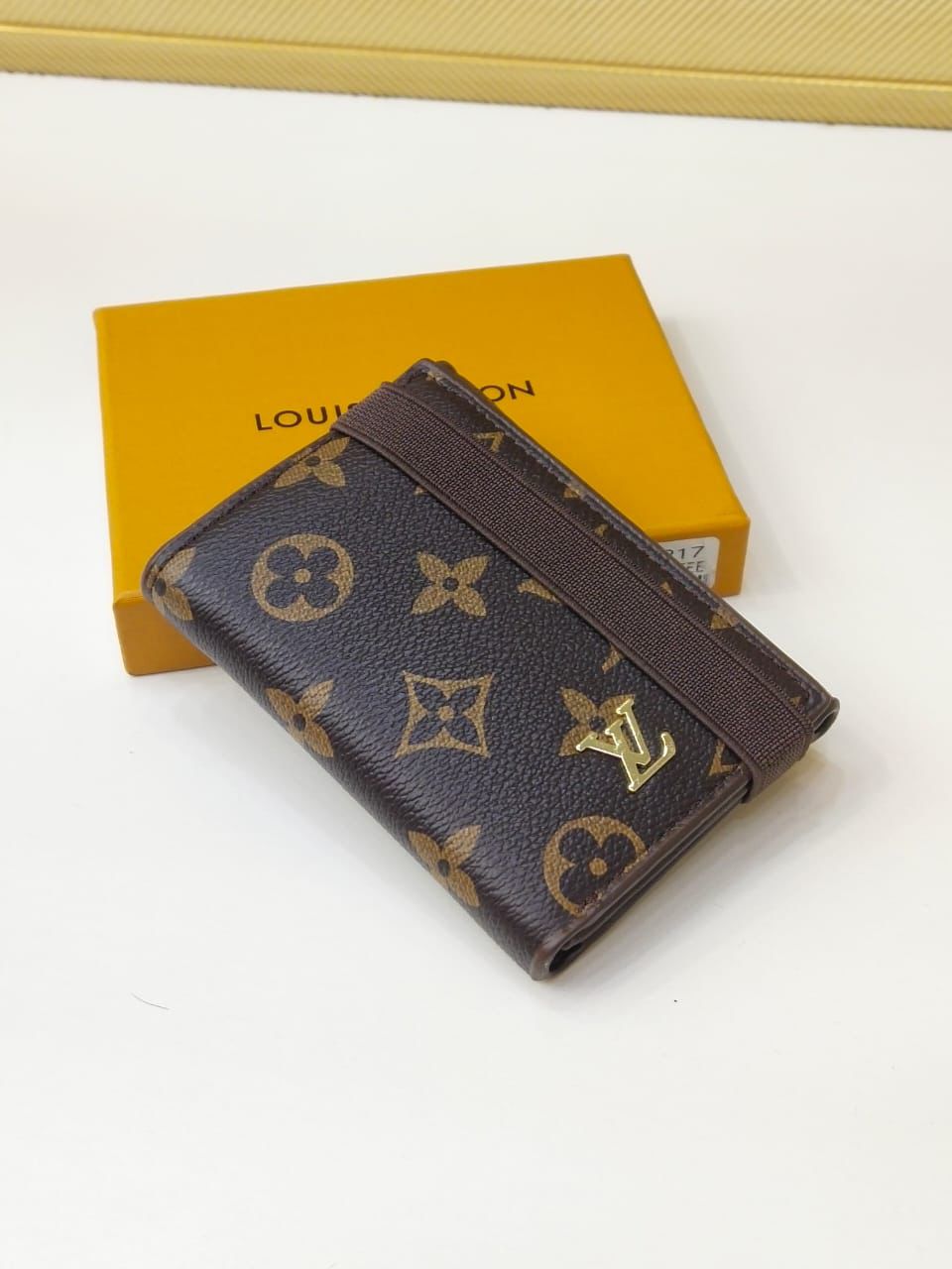 Lve (5 Designs) Wallet for Men and Women
