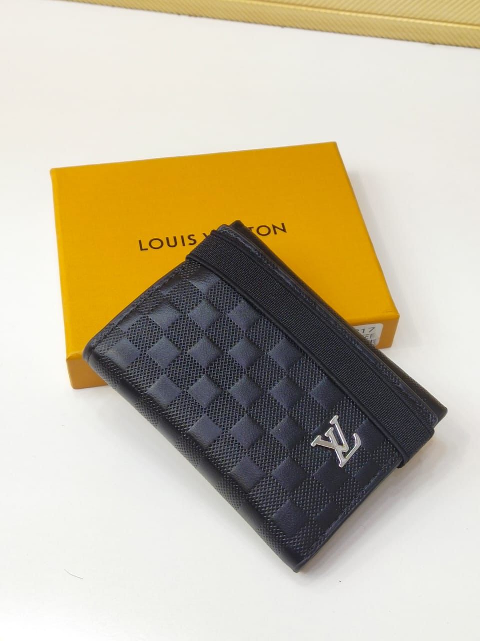 Lve (5 Designs) Wallet for Men and Women