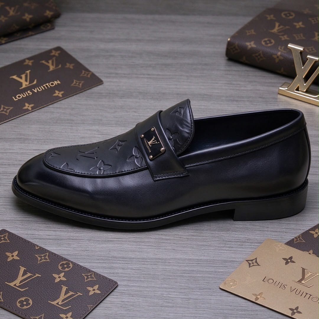 LV (Louis Vuitton) casual leather shoes for Men